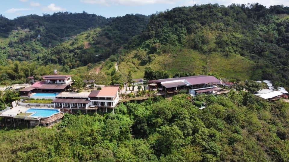 Serenity Farm And Resort By Hiverooms Kalunasan Экстерьер фото